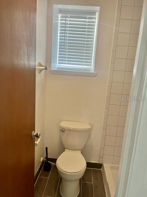 Foto del edificio - 6947 Country Corner Ln