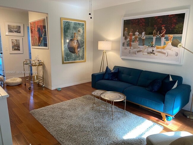 Foto del edificio - 101 Collins Ave