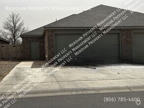 Building Photo - 5535 Itasca St