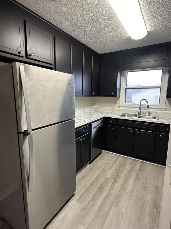 Foto del edificio - 4414 Bonnell Dr NW