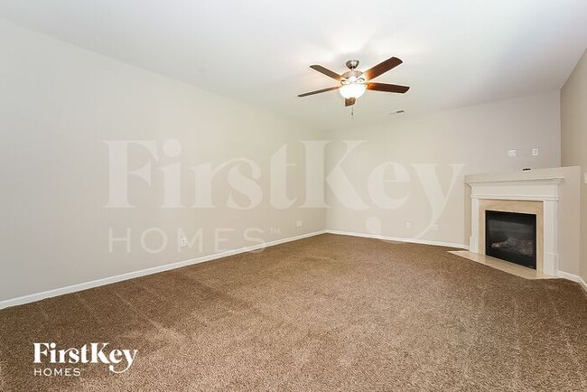 Building Photo - 7328 Ethans Way
