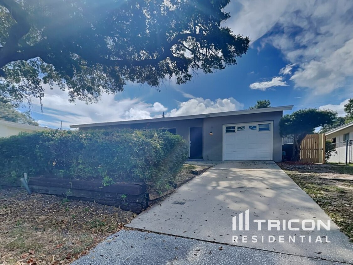 Foto principal - 1417 Joel Lane Clearwater FL