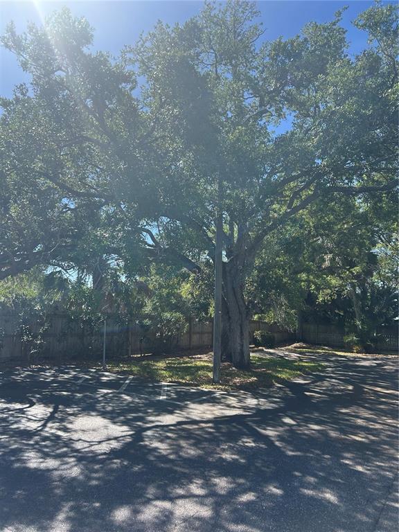 Foto del edificio - 383 S McMullen Booth Rd