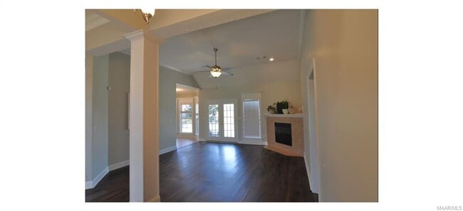 Building Photo - 541 Summertime Pkwy