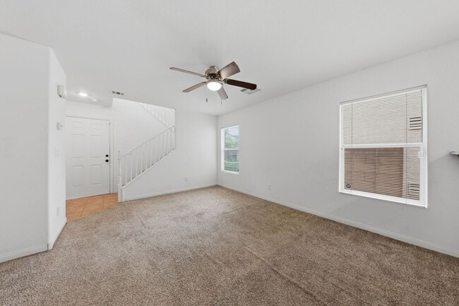 Building Photo - 553 Brinkburn Point Ave