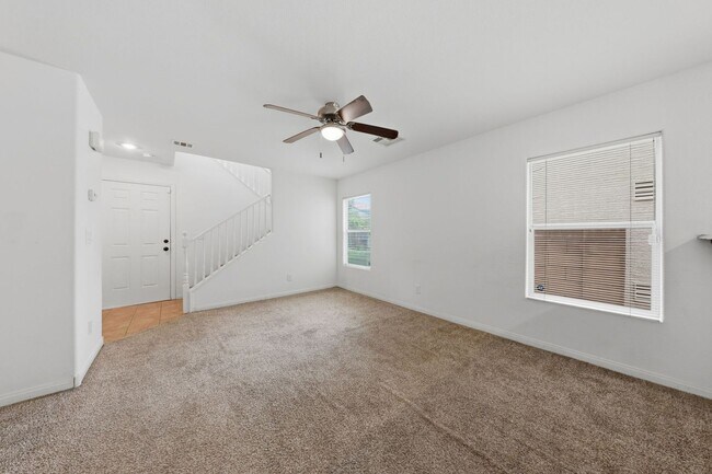 Foto del edificio - 553 Brinkburn Point Ave