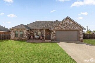 Building Photo - 306 Driftwood Dr
