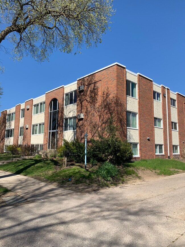 Foto del edificio - 3125 10th Ave S