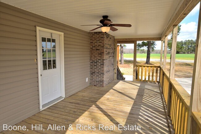 Building Photo - 3 br, 2 bath House - 3999 Hunter Hill Road