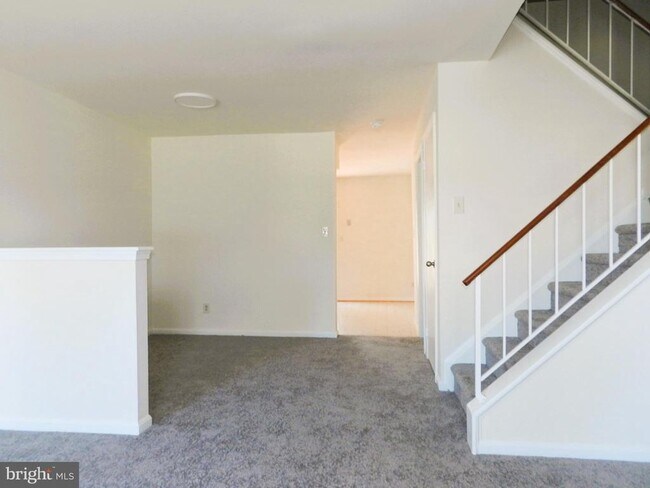 Foto del edificio - 5149 Dominion Dr