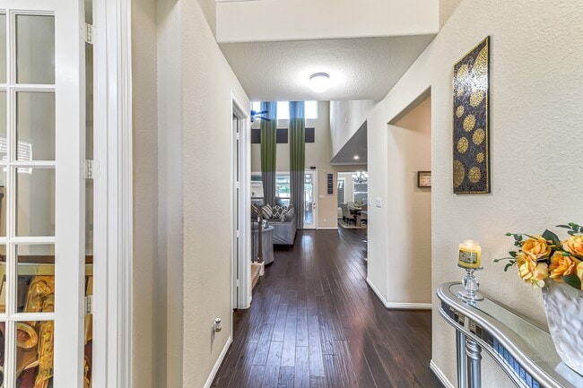 Building Photo - 20115 Neals Rose Ln