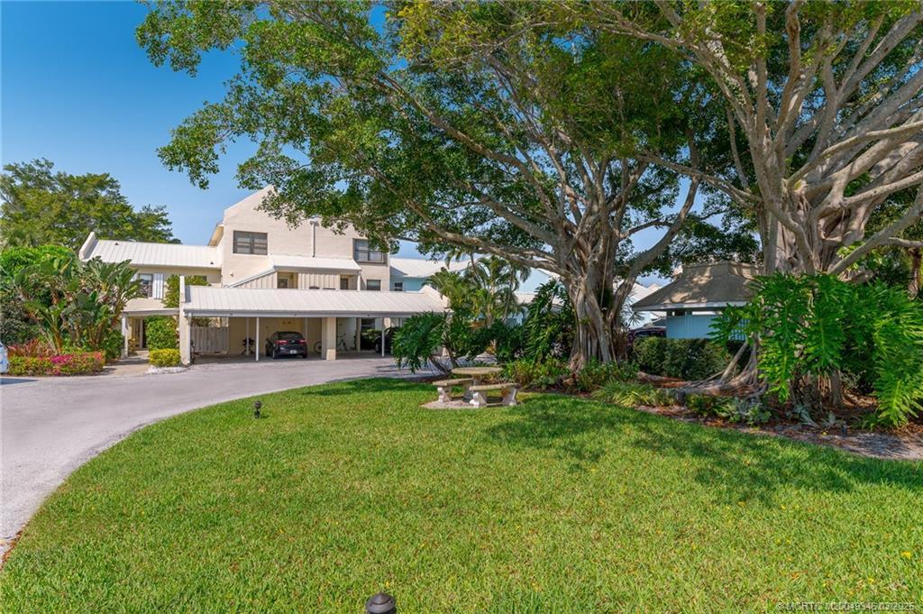 Primary Photo - 3901 SE St Lucie Blvd