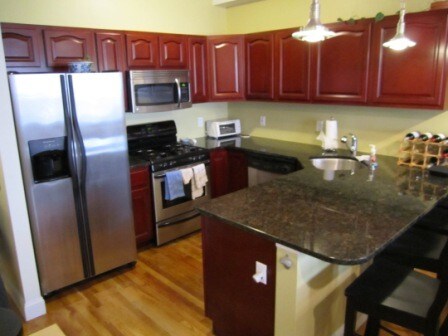 Foto principal - 220 Willow Ave