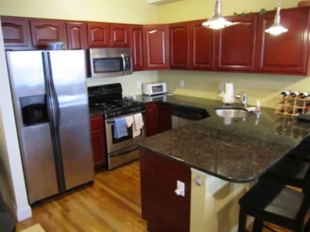 Primary Photo - 220 Willow Ave
