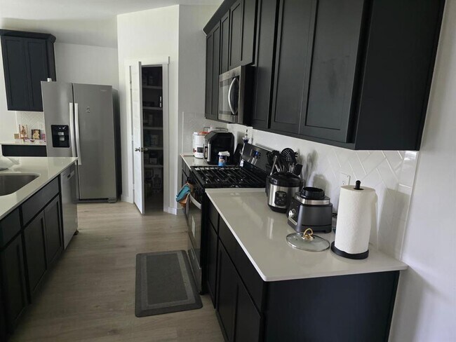 Building Photo - 1223 Via Sacra Dr