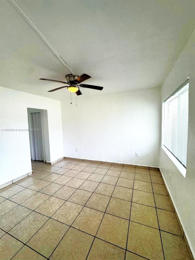 Foto del edificio - 2275 NW 23rd St