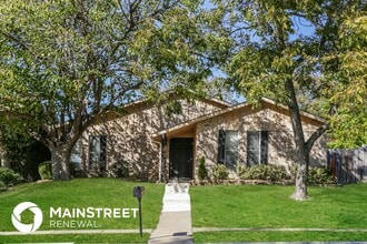 Building Photo - 5037 Collingwood Dr