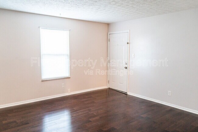Foto del edificio - 4802 Cannon Ridge Dr