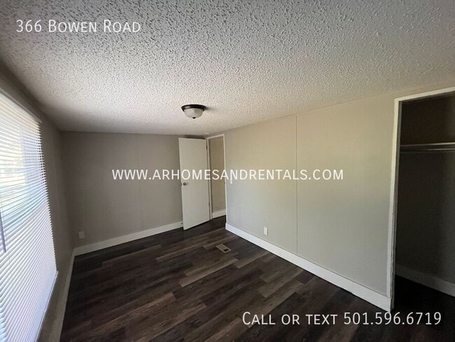Foto del edificio - 366 Bowen Rd