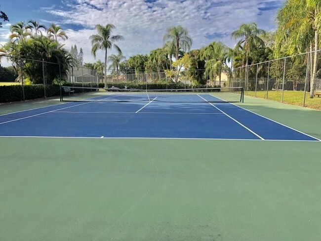 Foto del edificio - 2 br, 2 bath House - 9870  Watermill Circl...