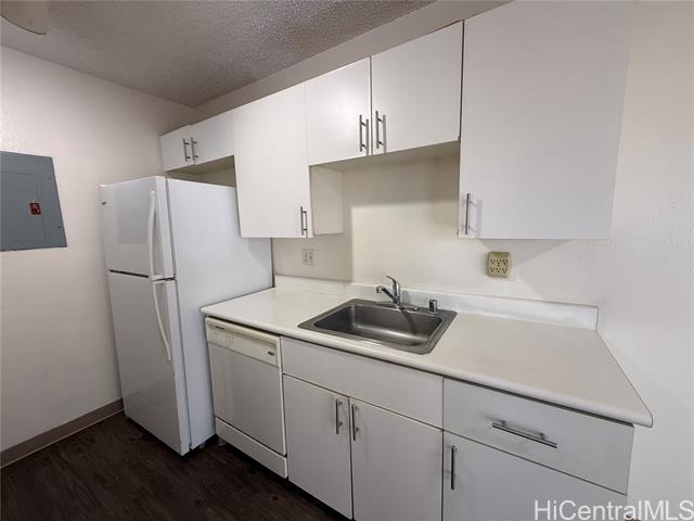 Building Photo - 91-1299-1299 Puamaeole St