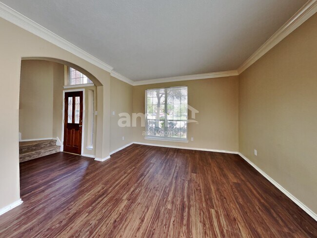 Building Photo - 26004 Castle Meadow Ln