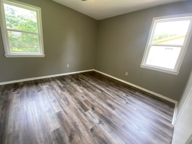 Foto del edificio - 122 Young St