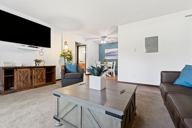 Sala de estar de Arbor Lakes - Arbor Lakes at Middleton