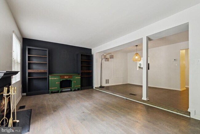 Foto del edificio - 2849 Schoolhouse Cir