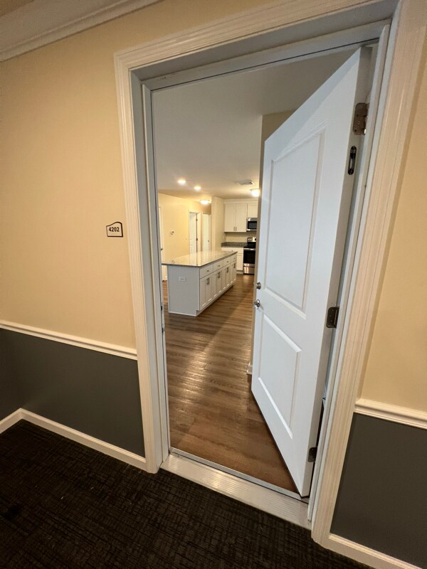Foto del edificio - 540 Northend Dr