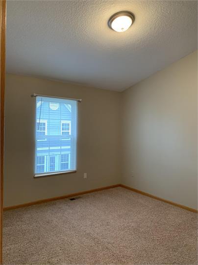 Building Photo - 1135 Redstone Ln