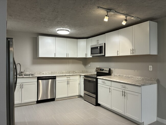 Foto del edificio - 7510 Shadyvilla Ln