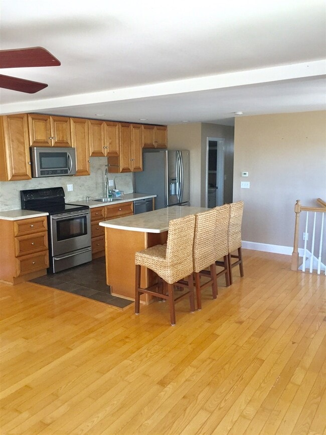 Building Photo - 497 Winnacunnet Rd