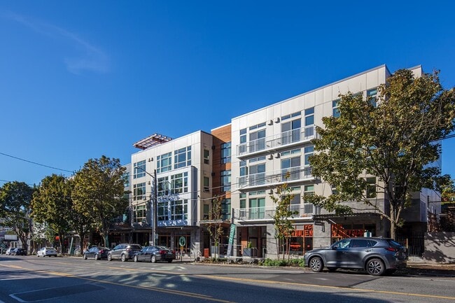 Interior Photo - The Hayes on Stone Way