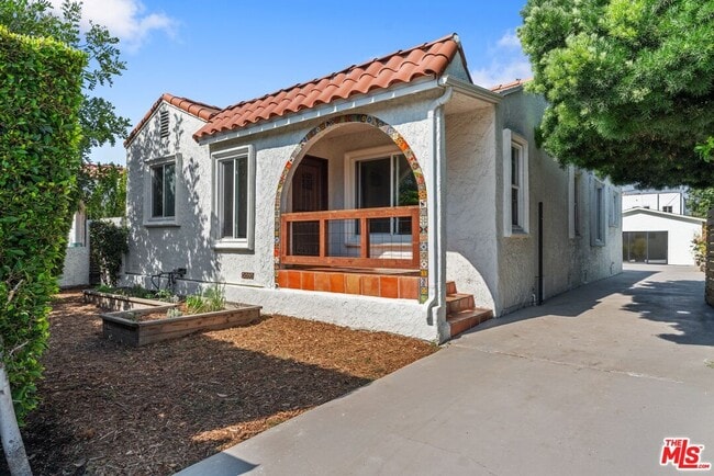Foto del edificio - 4031 Edenhurst Ave