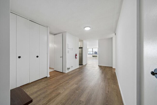 Foto del edificio - 7000 JFK Blvd E