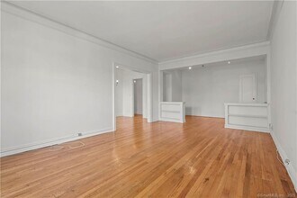 Building Photo - 70 Strawberry Hill Ave