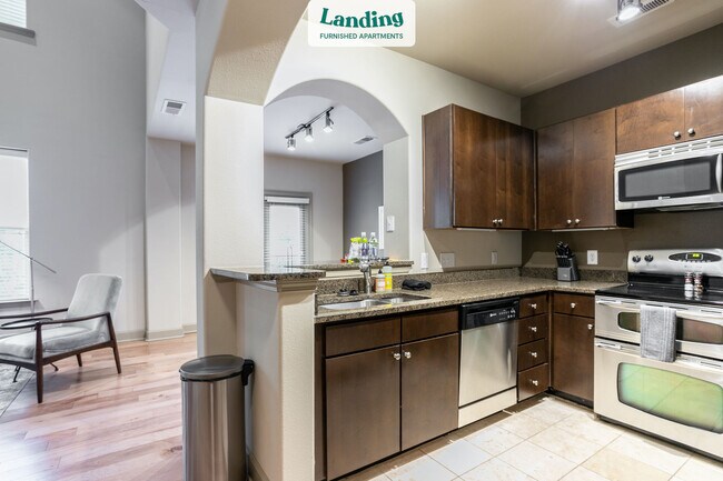 Building Photo - 16311 Hawfield Way Dr