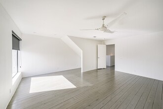 Building Photo - 2518 Mason St