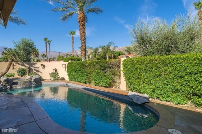 Foto del edificio - 3 br, 6 bath House - 49249 Avenida Anselmo