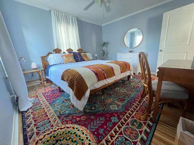 Foto del edificio - 1805 Baker Ave