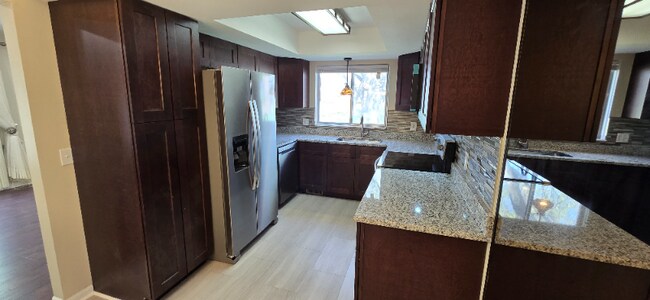 Foto del edificio - 42206 Toddmark Ln