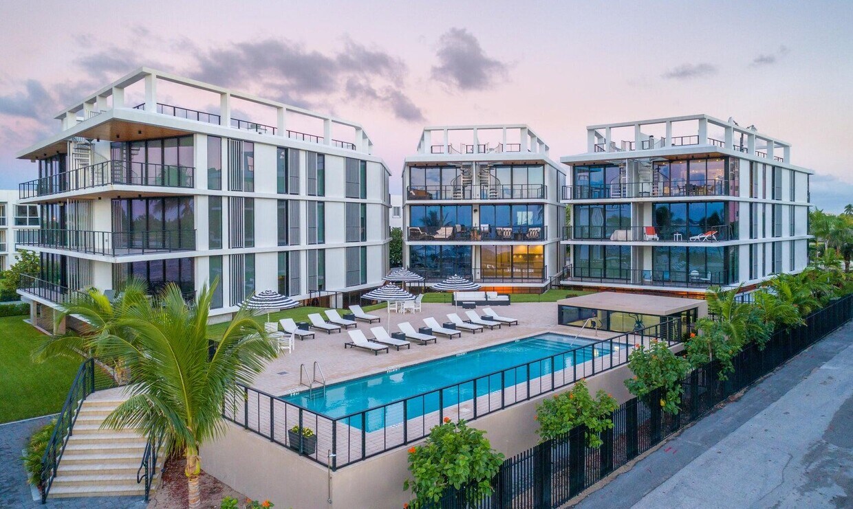 Foto principal - 106 Inlet Way