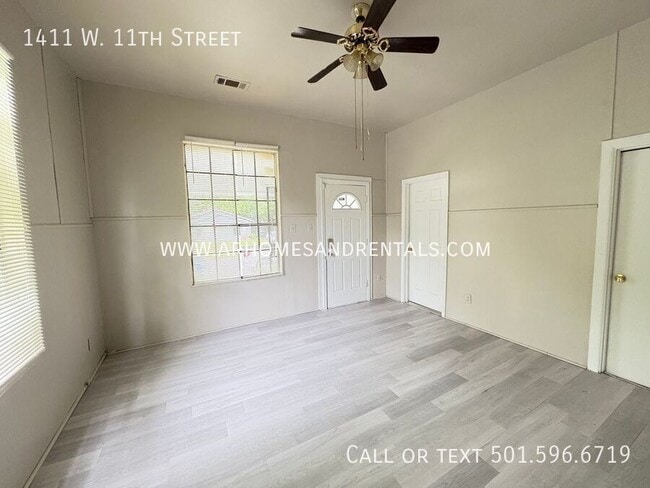 Building Photo - 1411 W 11th St