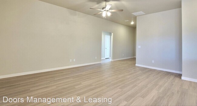 Foto del edificio - 3 br, 2 bath House - 2010 135th Street