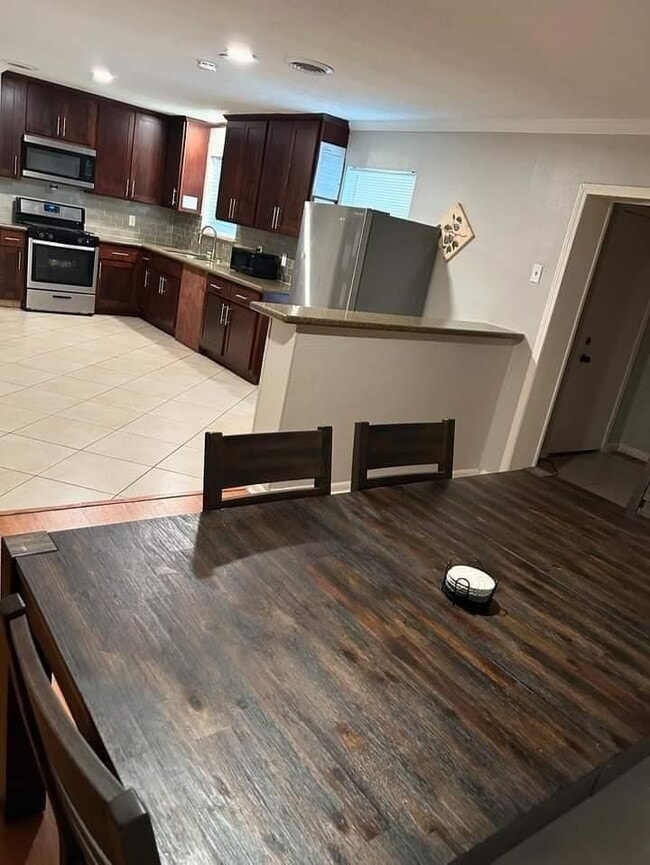 Photo - 4106 Grapevine Street, Unit 2 Apartment