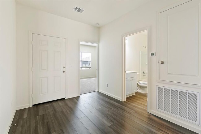 Foto del edificio - 1021 Lacebark Pne Ln