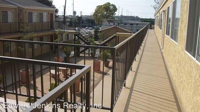 Foto del edificio - 11982 Truro Ave