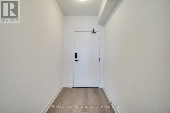 Building Photo - 3883-3883 Quartz Rd