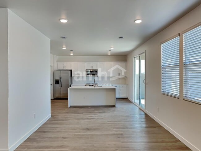 Building Photo - 25612 N 185th Ave